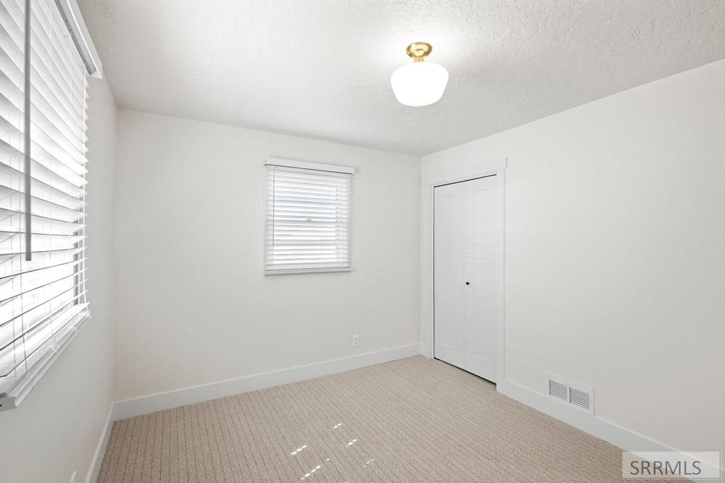 1895 S Avocet Drive