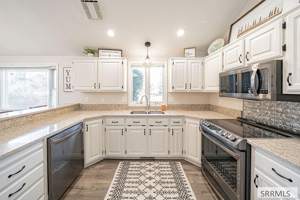 3164 Chaparral Drive