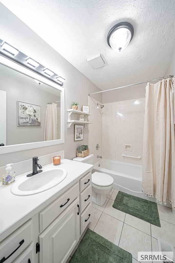 3164 Chaparral Drive