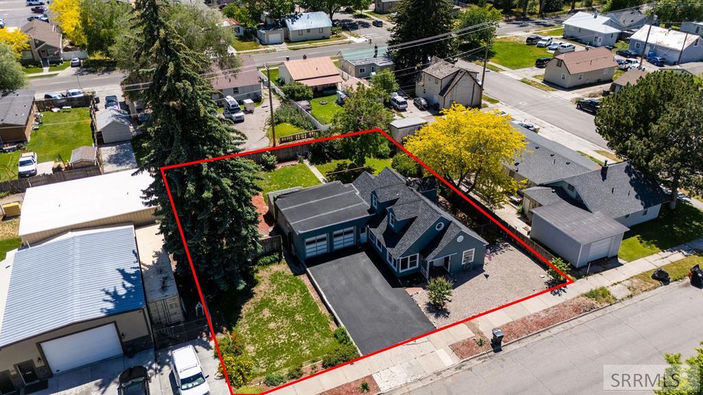 424 Gladstone Street