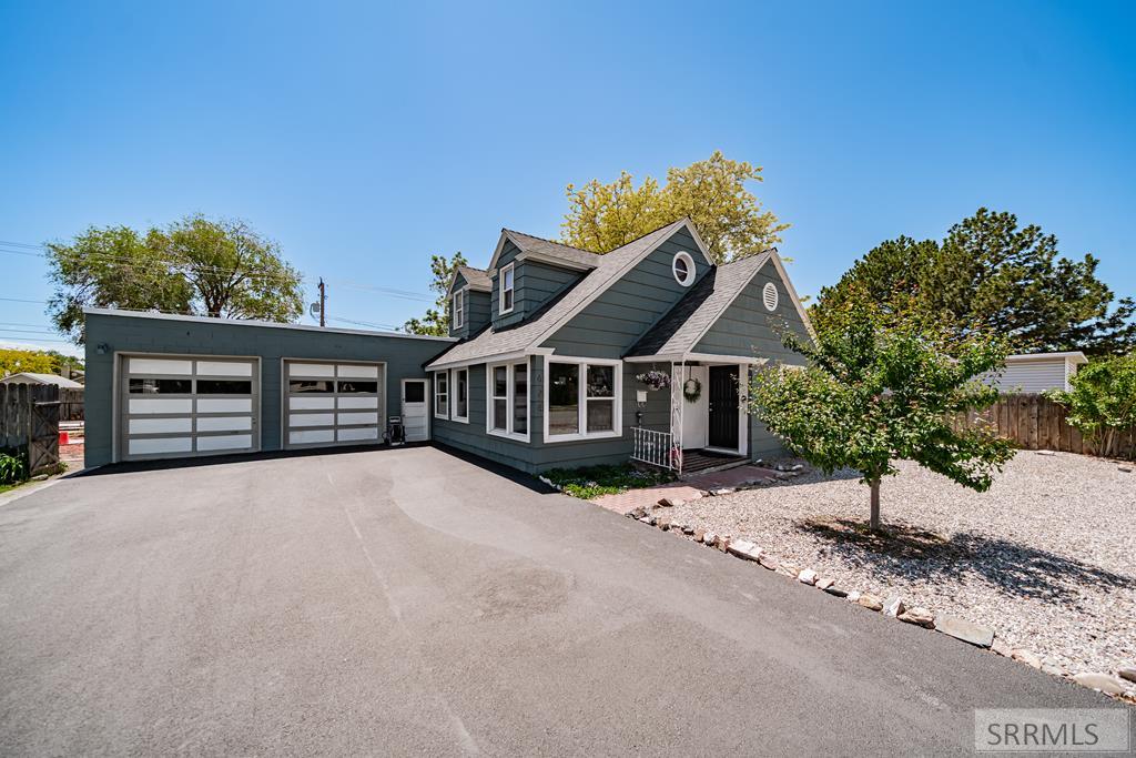 424 Gladstone Street