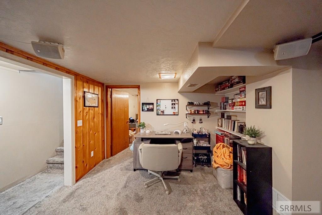 1085 10th Street