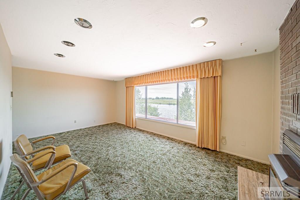 755 S River Road
