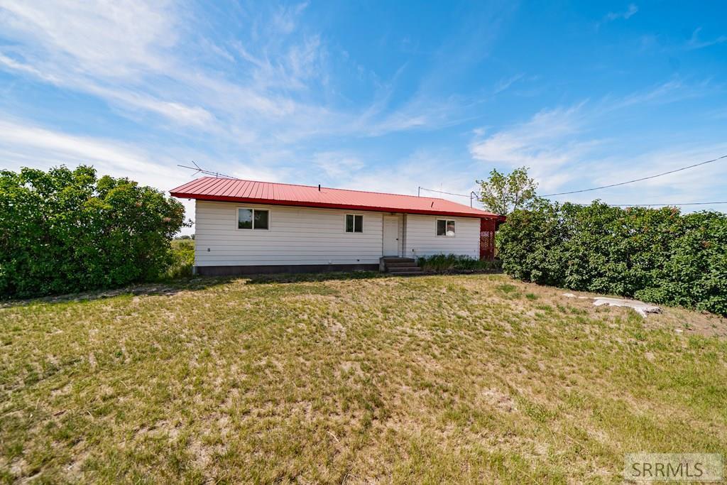 755 S River Road