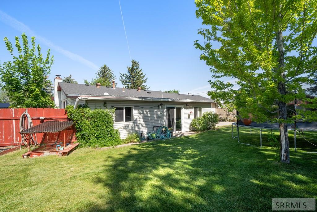 712 Falls Drive