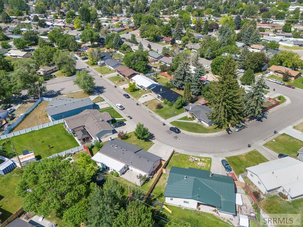 712 Falls Drive