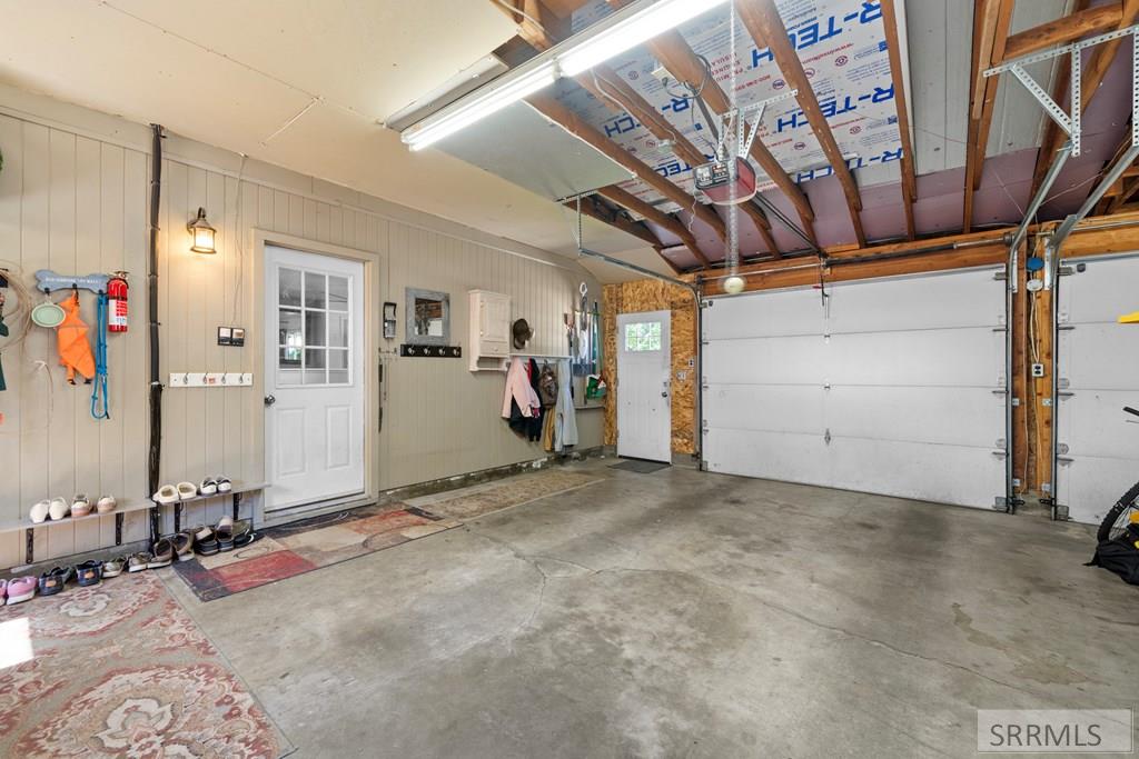 712 Falls Drive
