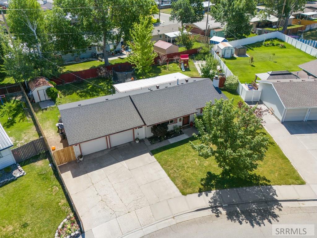 712 Falls Drive