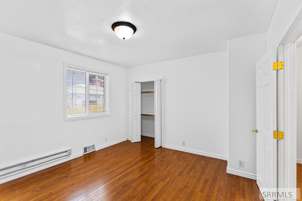 570 S Park Avenue