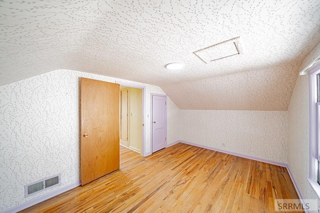 475 E 5th Street
