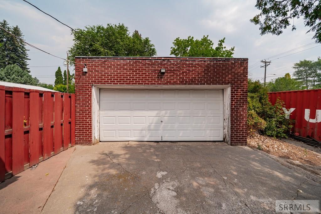 475 E 5th Street