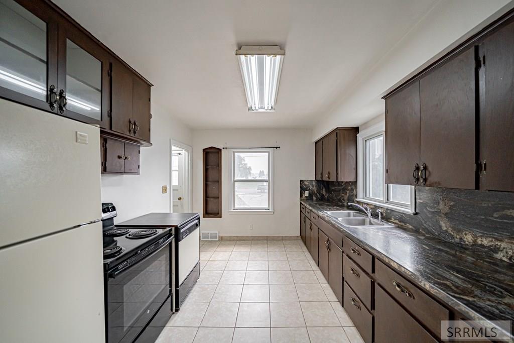 475 E 5th Street