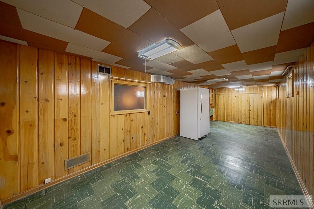 475 E 5th Street