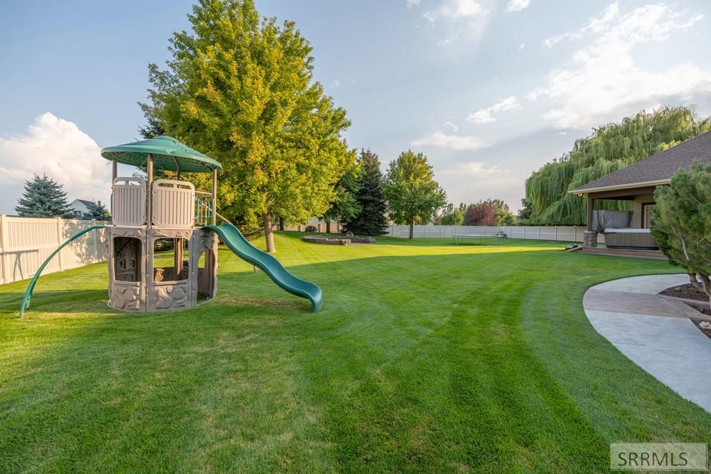 1638 N Romantica Drive