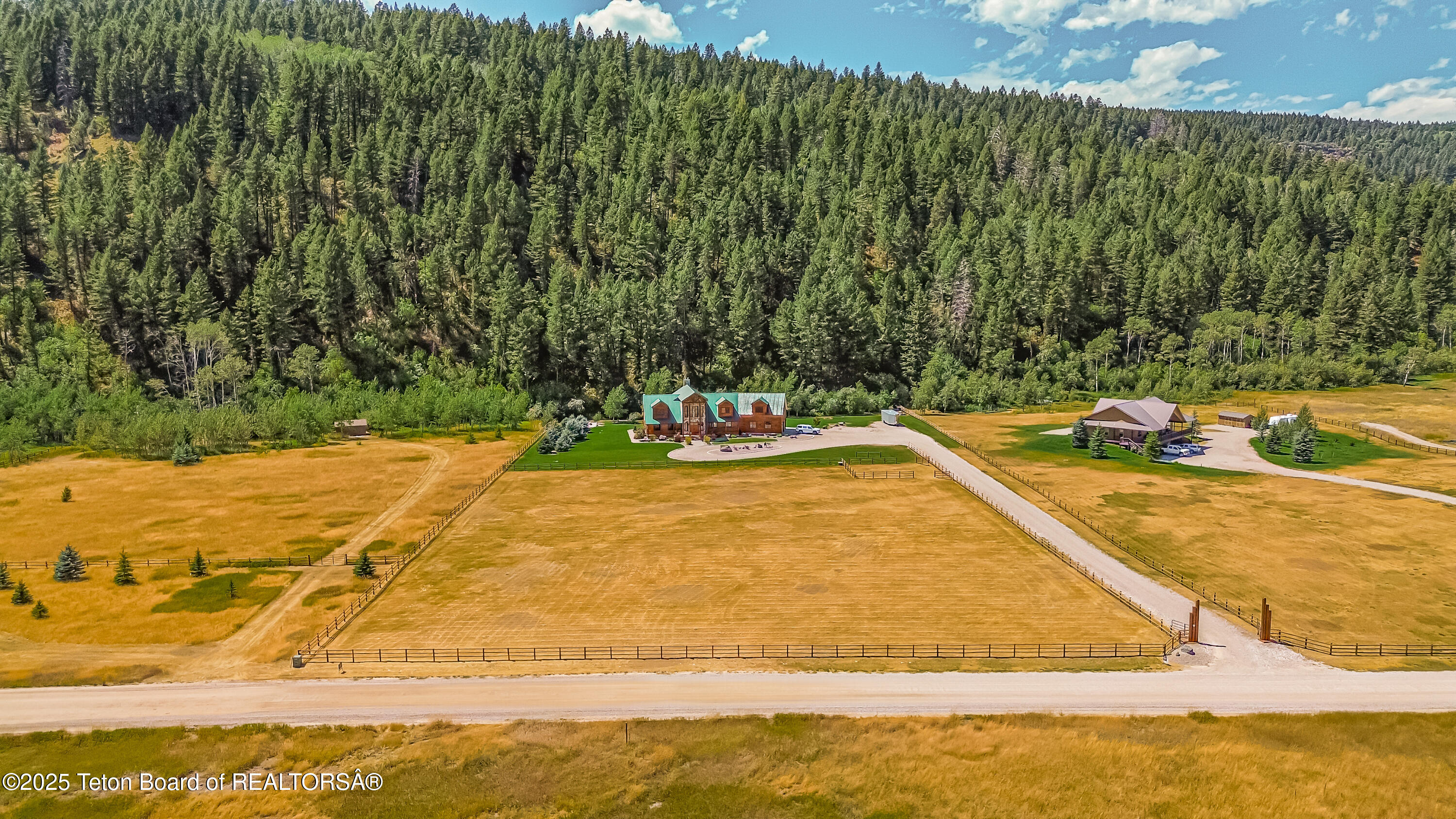 1096 SNAKE RIVER Road