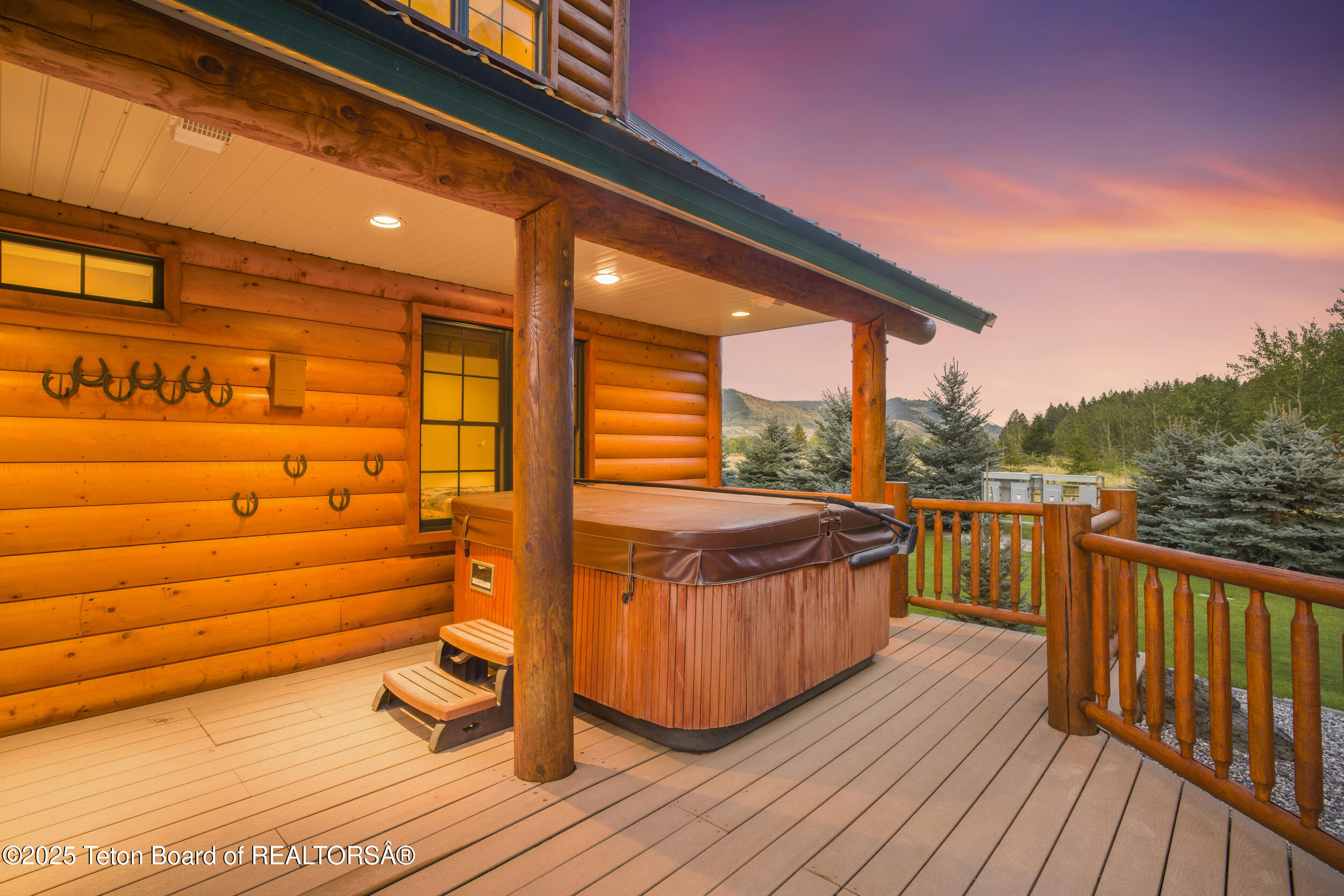 1096 SNAKE RIVER Road