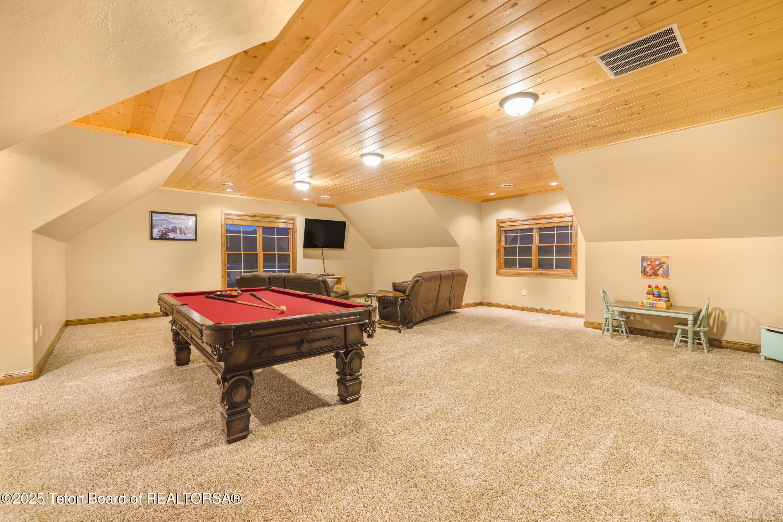 1096 SNAKE RIVER Road