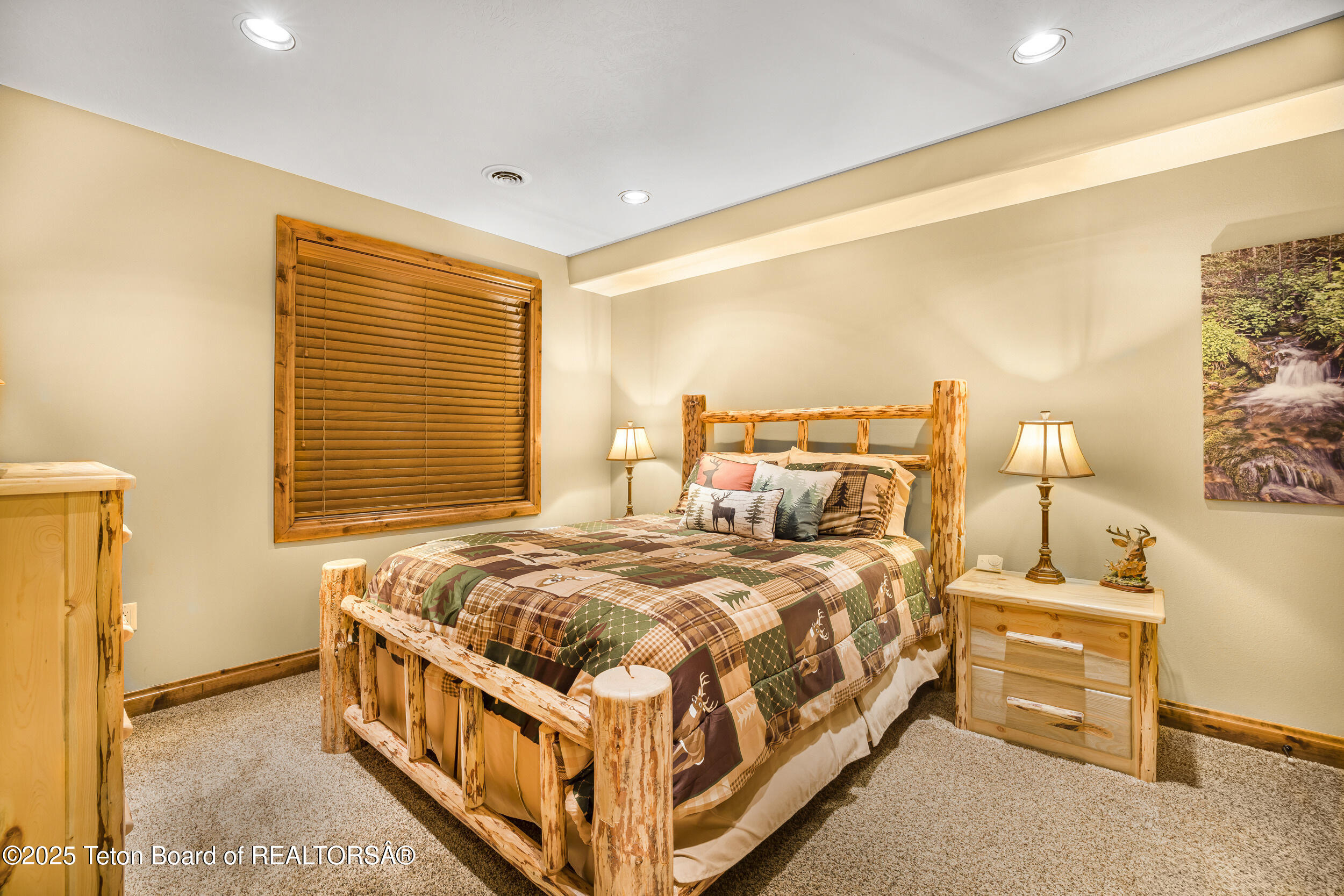 1096 SNAKE RIVER Road