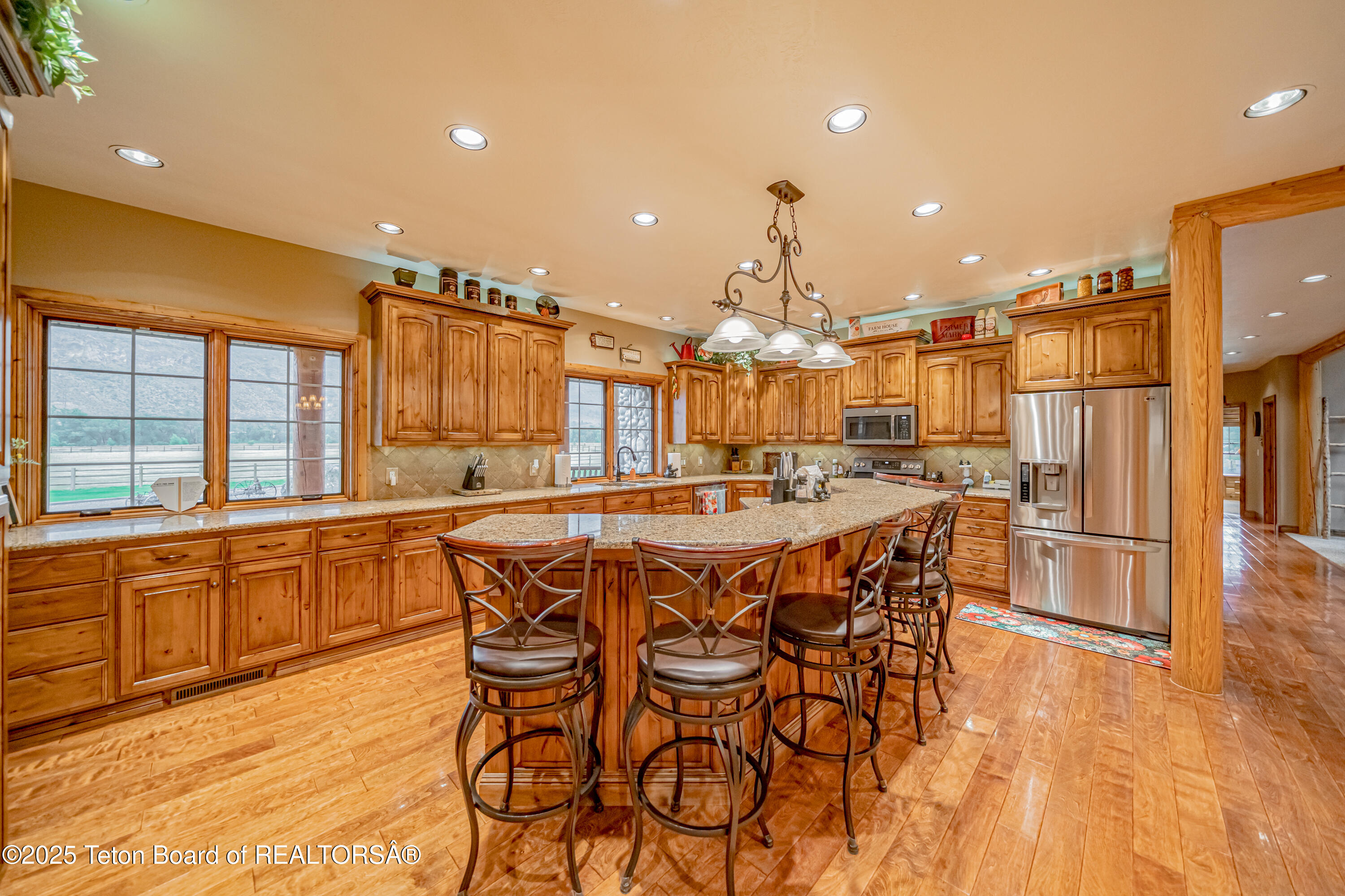 1096 SNAKE RIVER Road