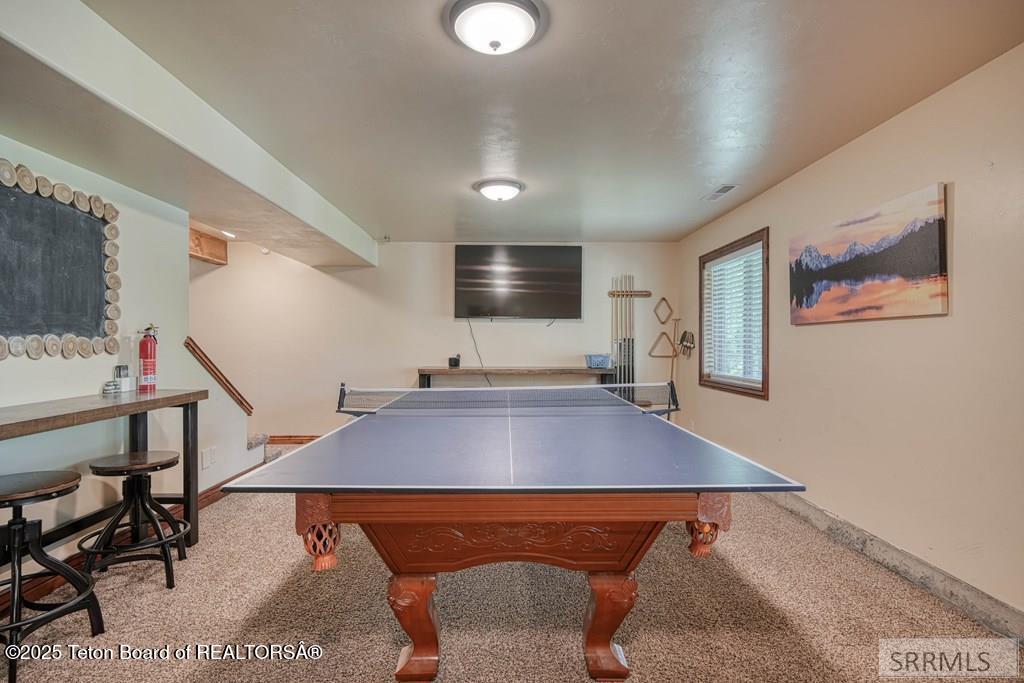 4770 DEER Drive