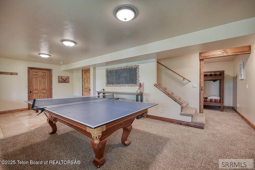 4770 DEER Drive