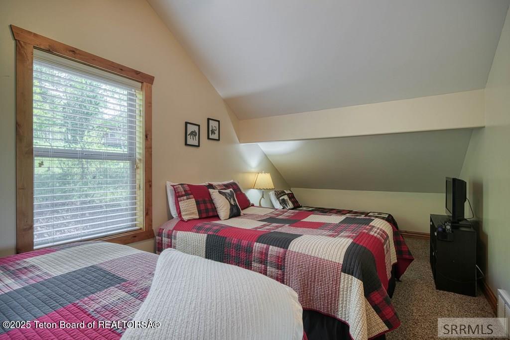 4770 DEER Drive