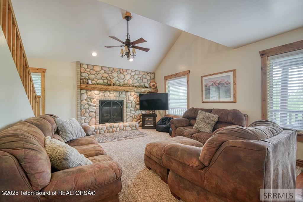4770 DEER Drive