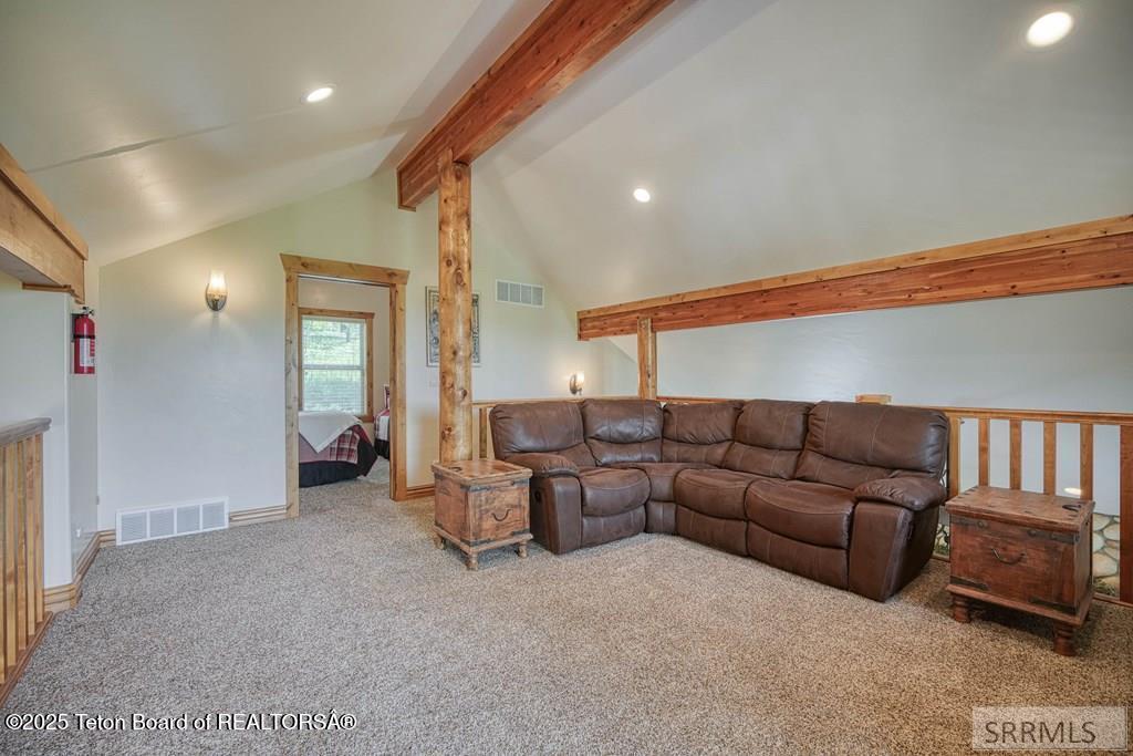 4770 DEER Drive