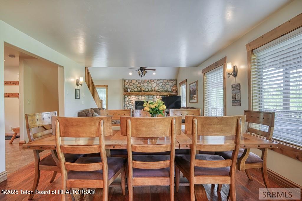 4770 DEER Drive