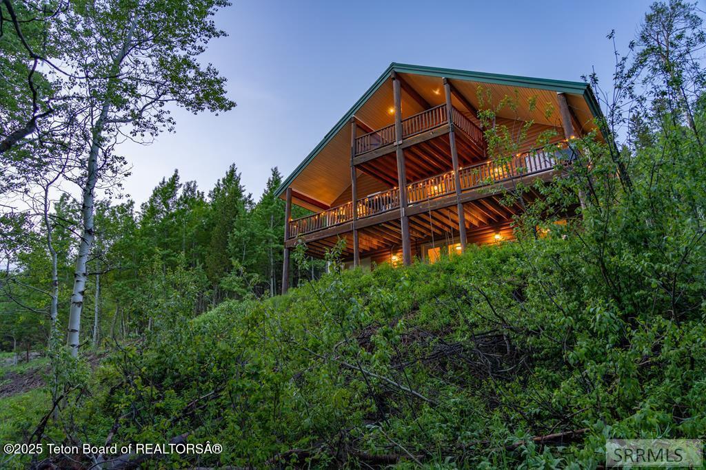 4770 DEER Drive