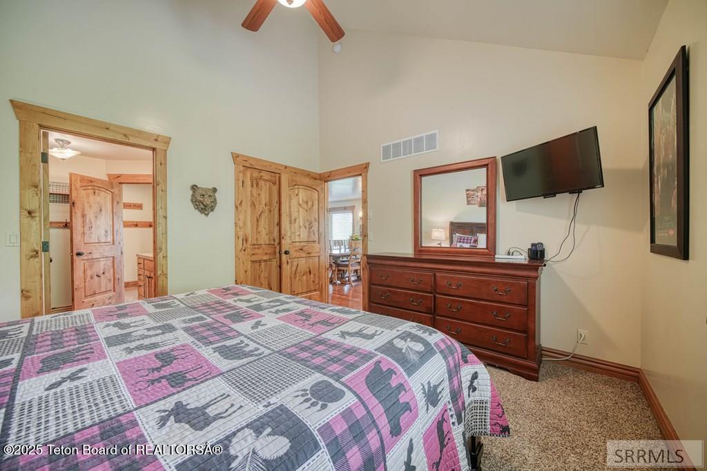 4770 DEER Drive