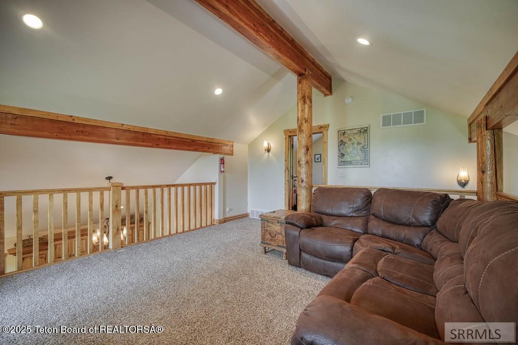 4770 DEER Drive