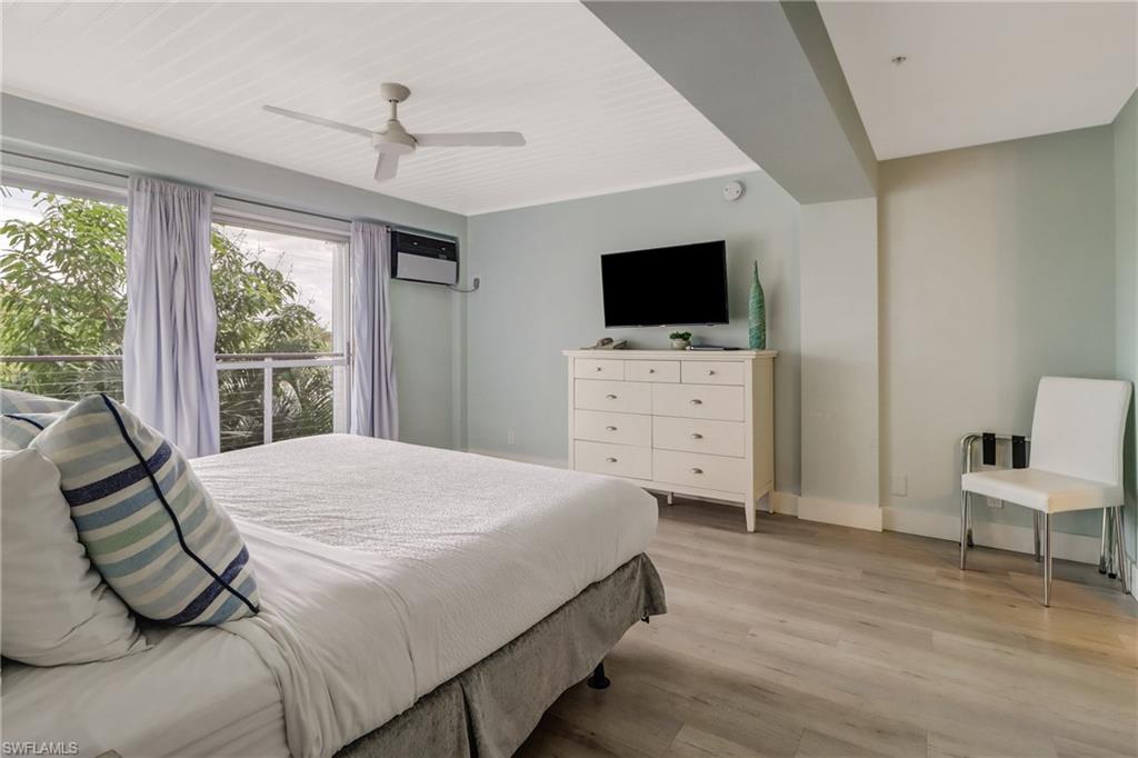 900 Broad AVE S # 231 Unit: 230-231