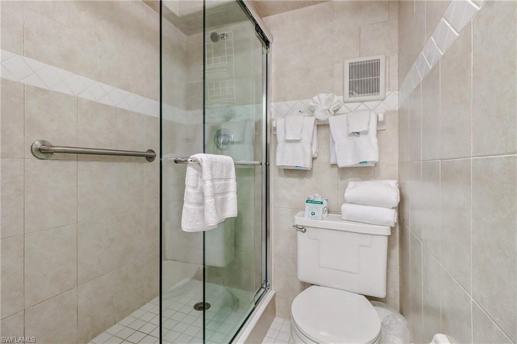 900 Broad AVE S # 231 Unit: 230-231