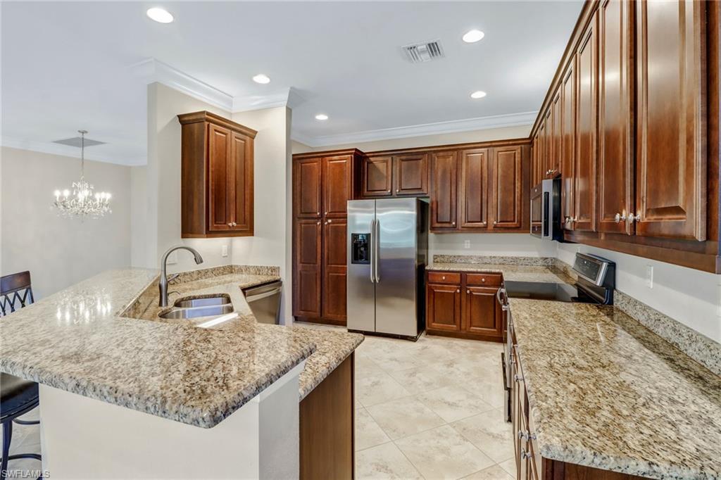 6581 Marbella DR