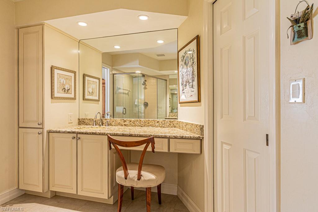 2124 Buckingham LN # 15 Unit: U-15