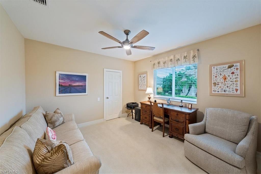 637 Shoreline DR