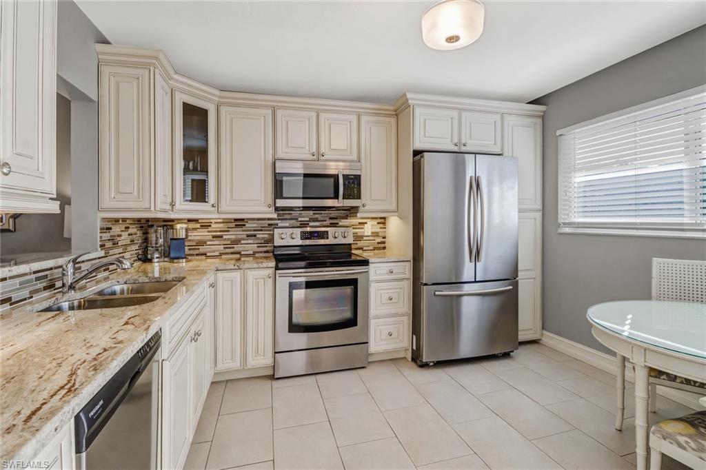 307 Goodlette-Frank RD S # 406B