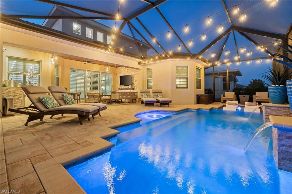 8936 Mustique LN