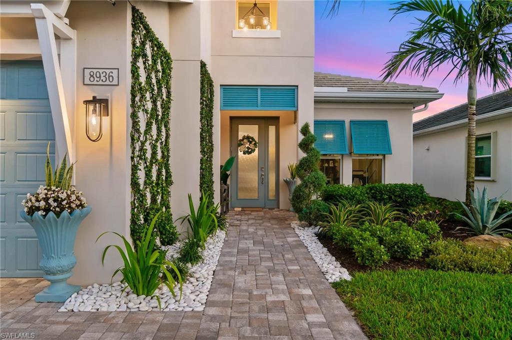 8936 Mustique LN