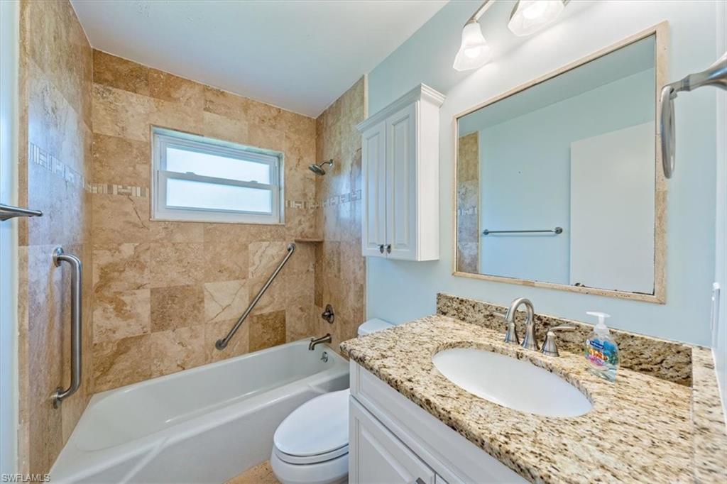 1005 Forest Lakes DR