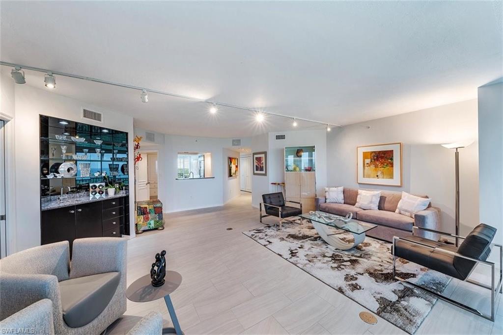 7515 Pelican Bay BLVD # 9C