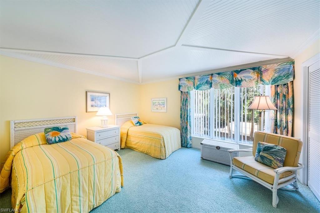 103 Clubhouse LN # 382 Unit: B-382