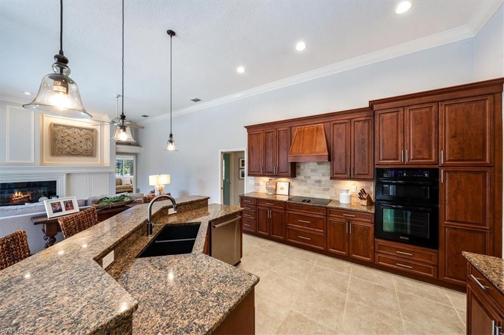 8192 Lowbank DR