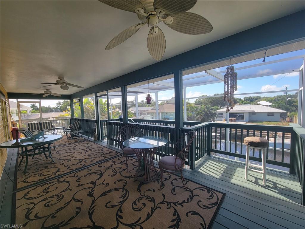 2700 Gulfview DR