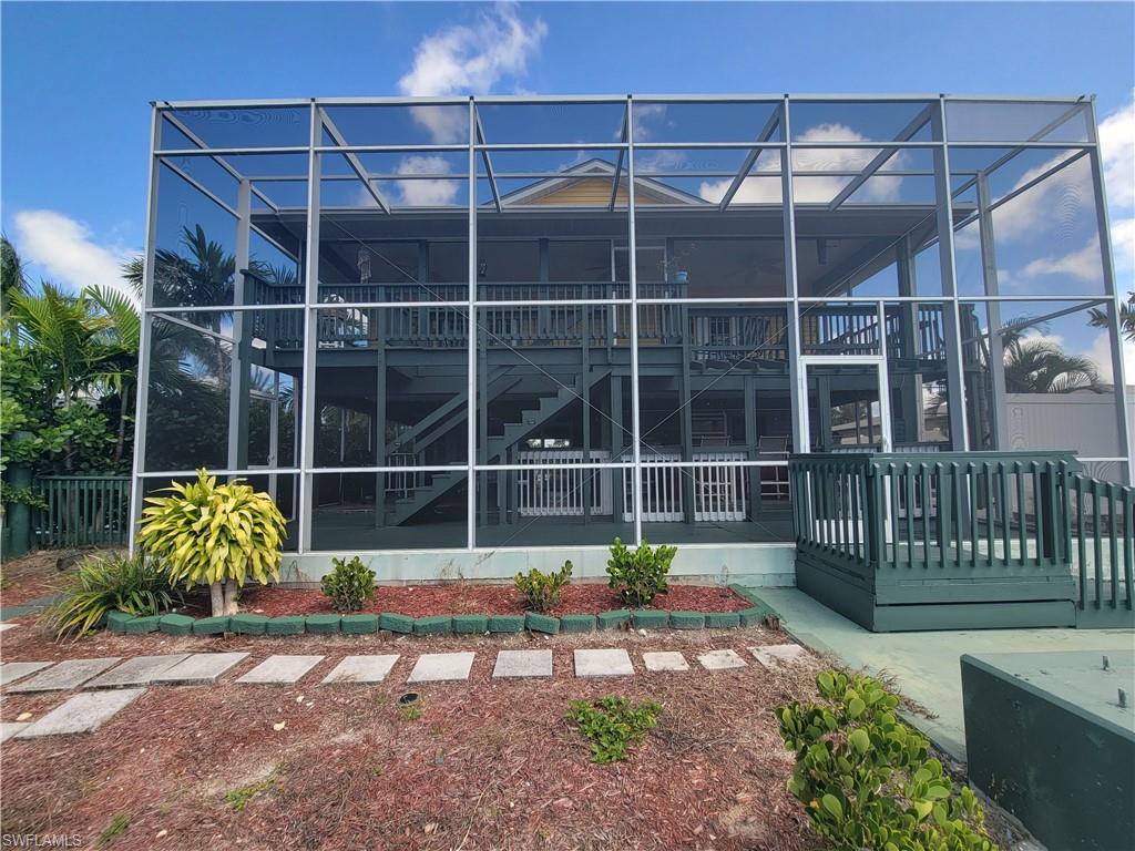 2700 Gulfview DR