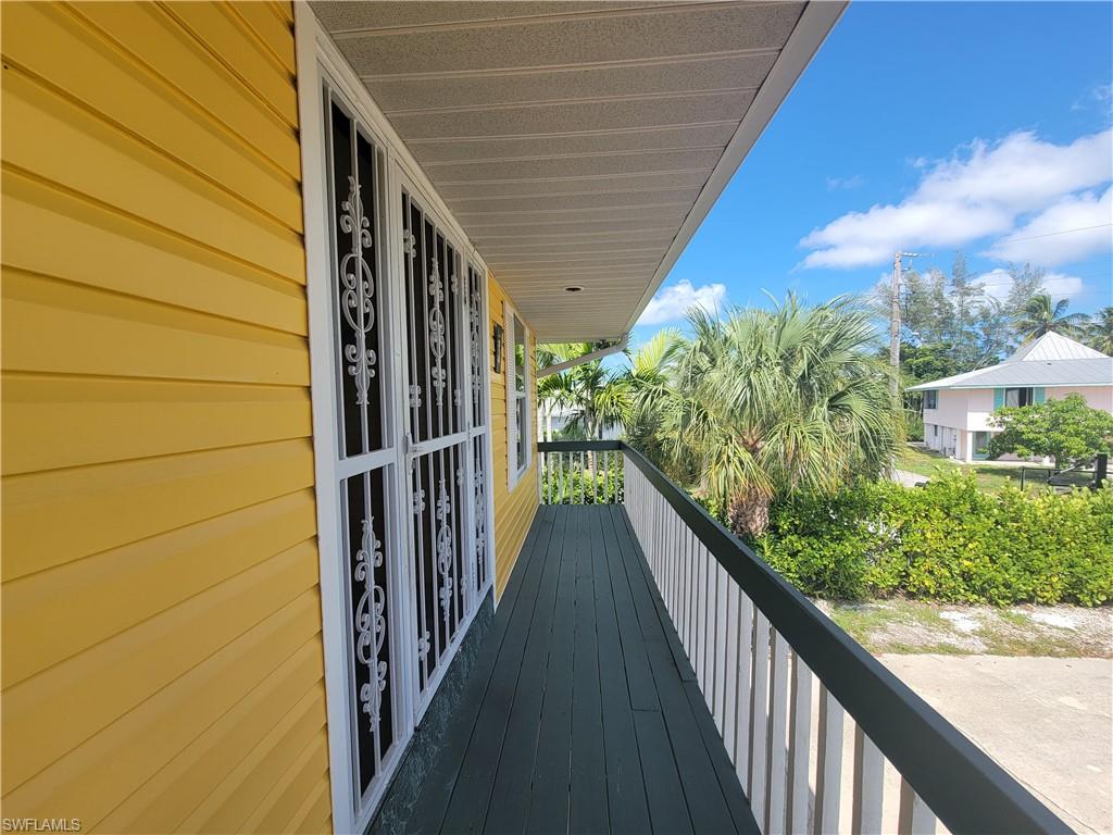 2700 Gulfview DR