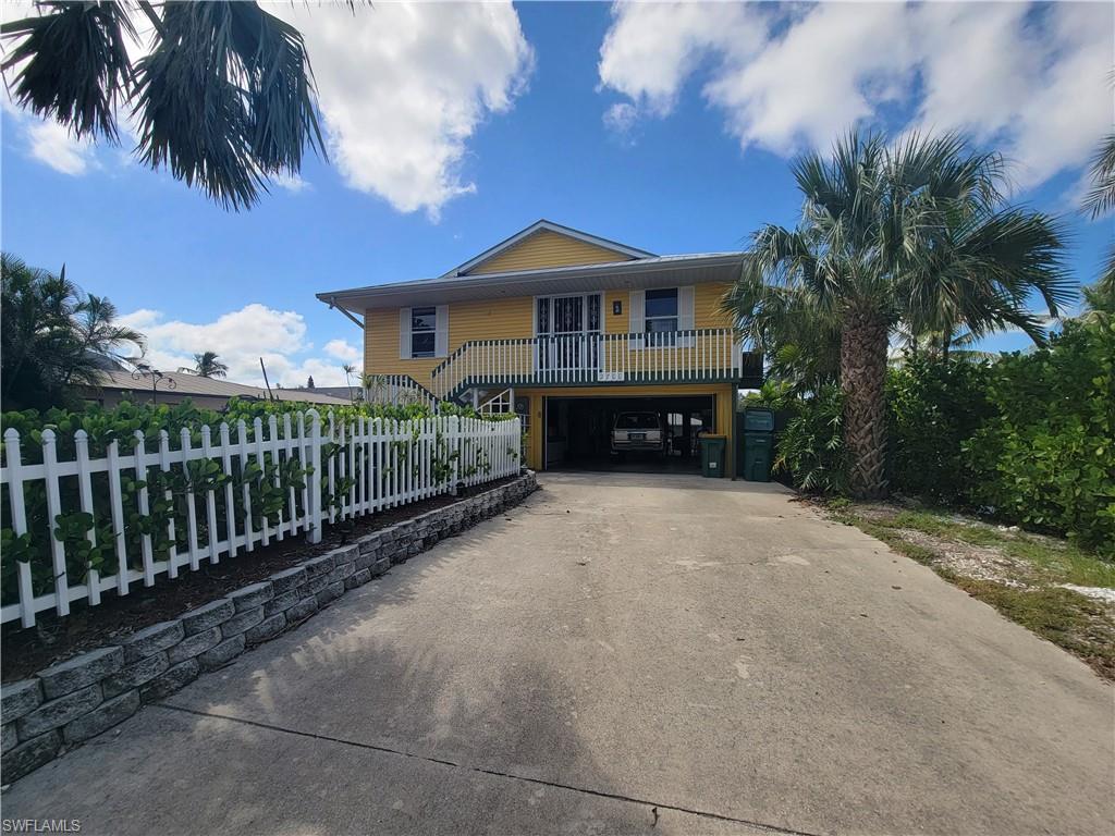 2700 Gulfview DR