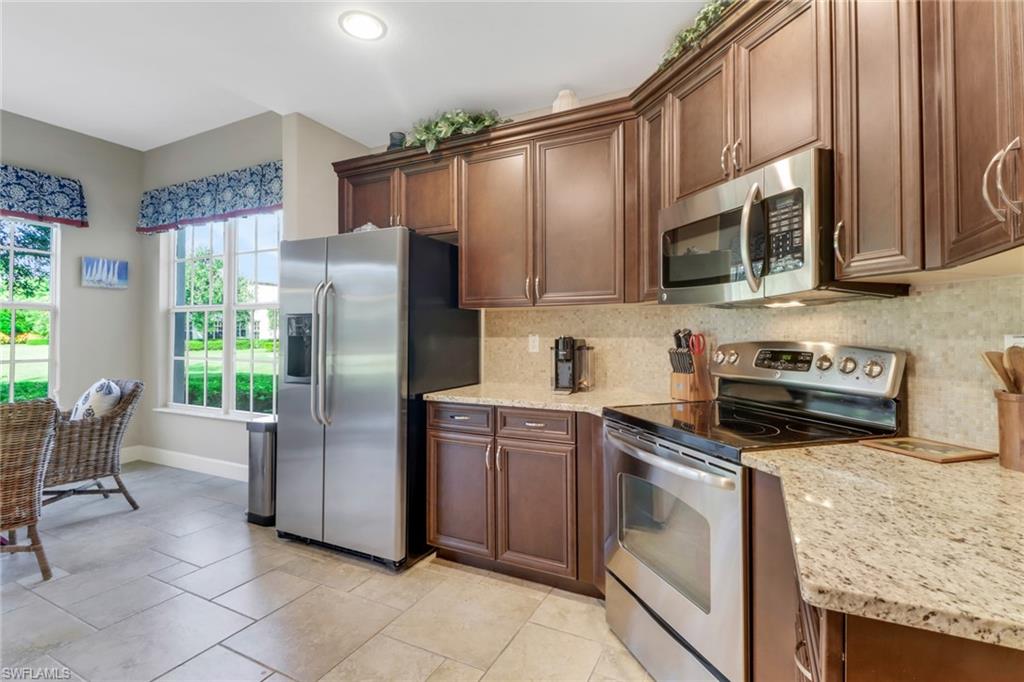 8036 Players Cove DR # 102 Unit: 3-102