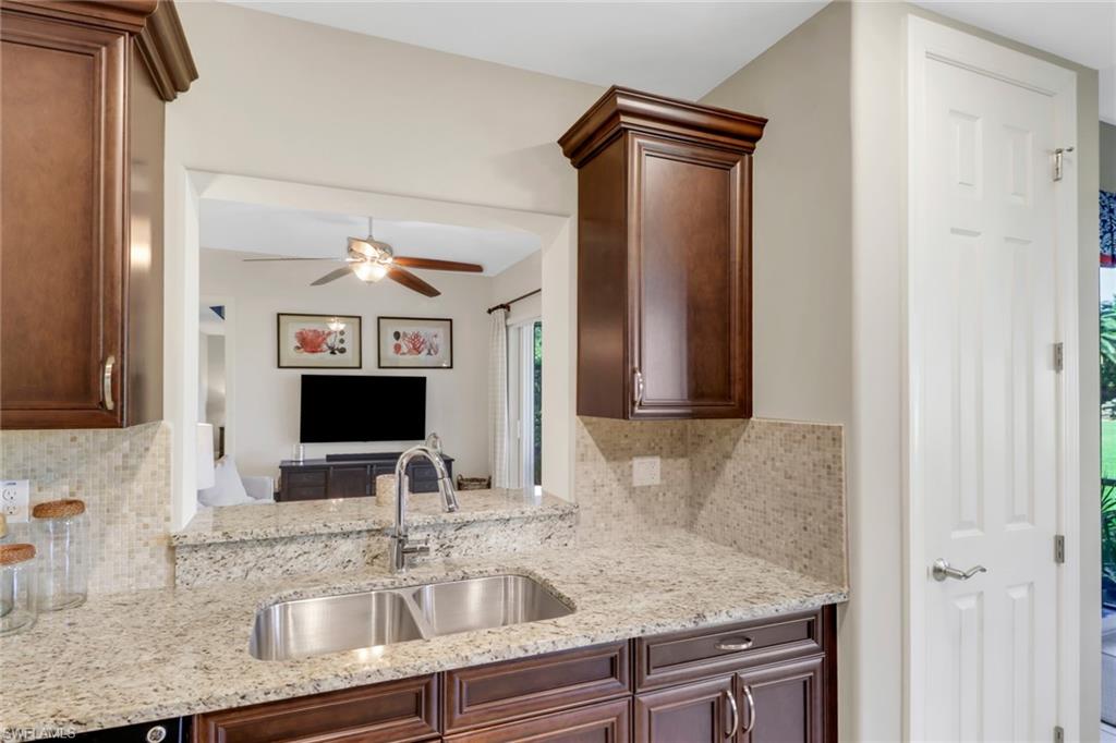8036 Players Cove DR # 102 Unit: 3-102